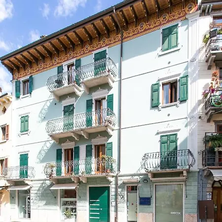 Harbor View - * Malcesine